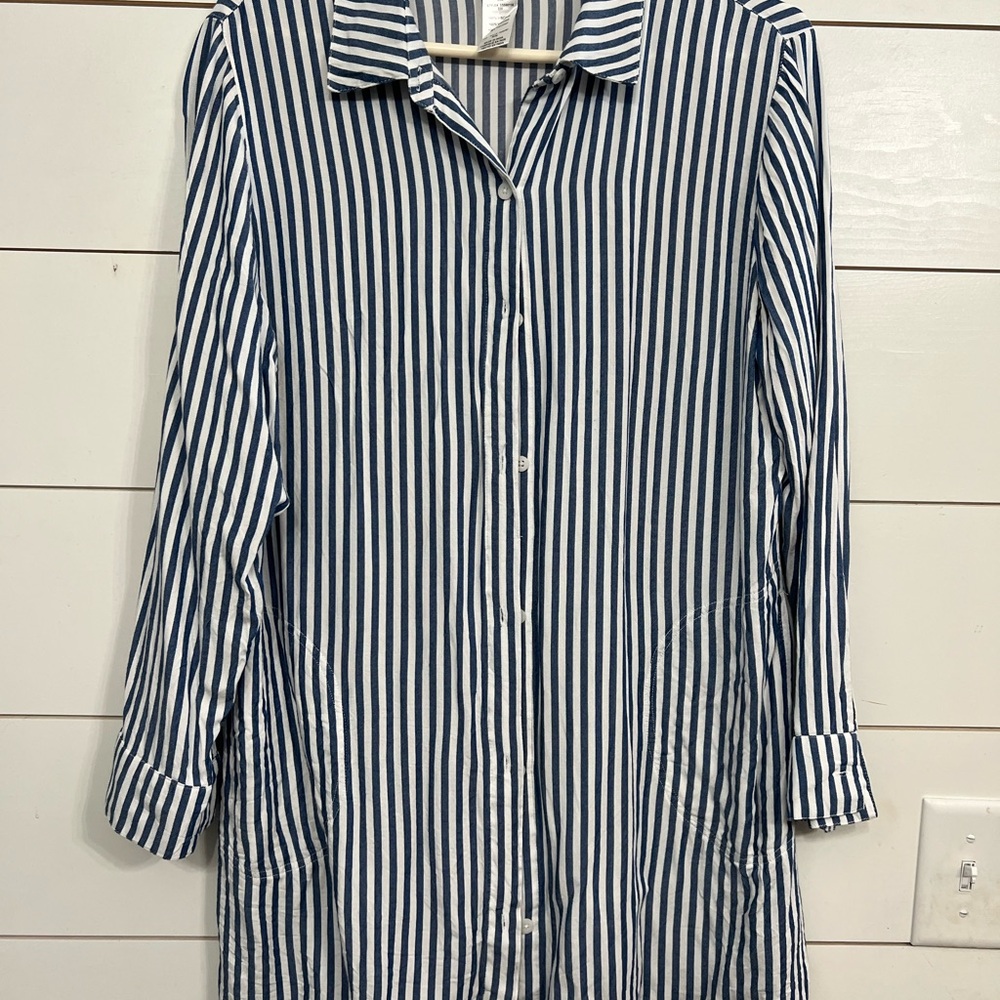 Tommy Bahama Blue and White Striped Shirt